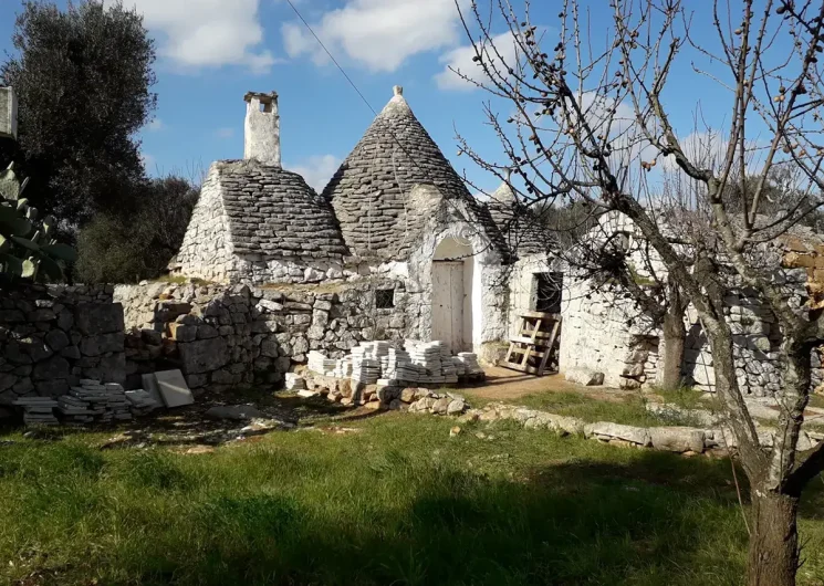 San Michele Salentino trullo