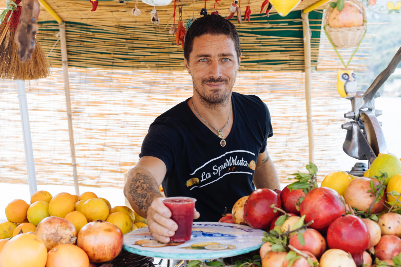 Granita en sap is een tip op het strand in Italië