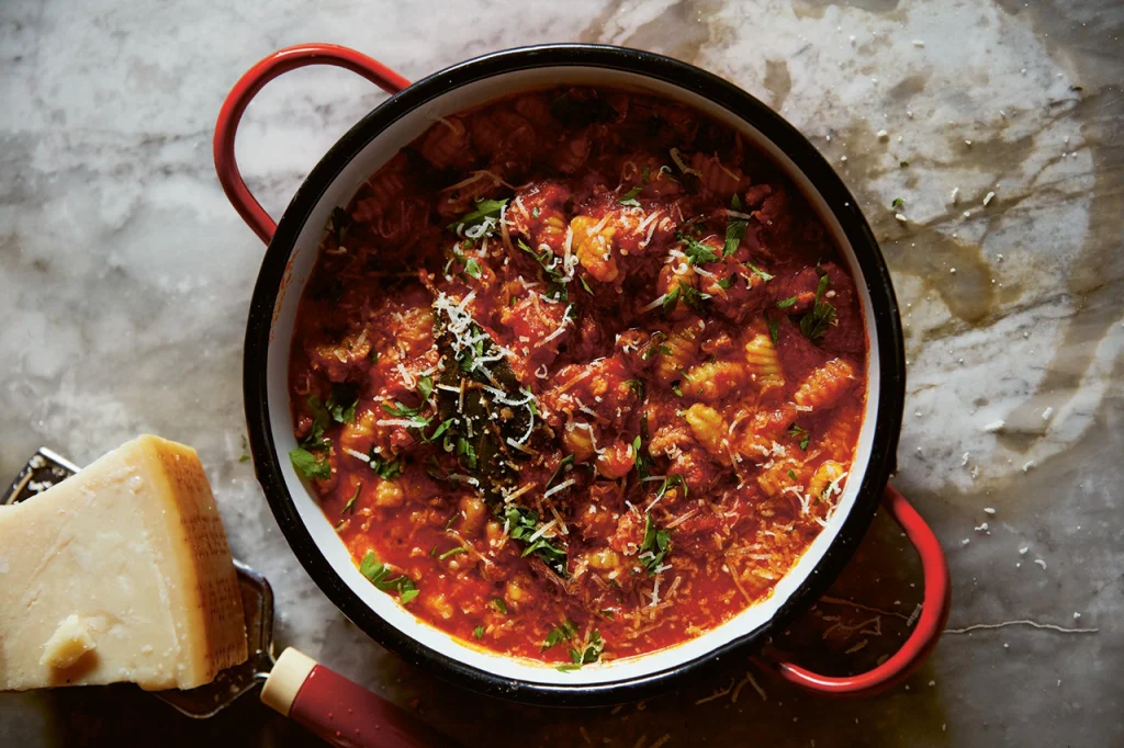 Pasta met saucijzenragu