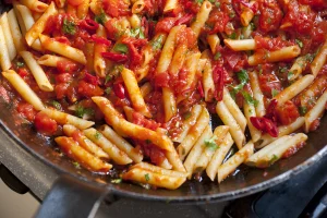 Penne Arrabbiata Zilveren lepel pasta