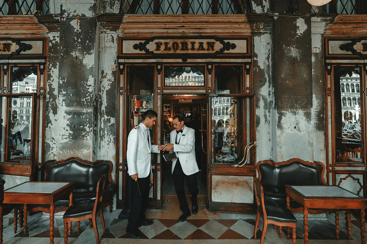 Caffe Florian Venetie clay-banks-unsplash