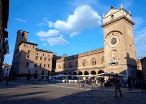 Mantova piazza erbe